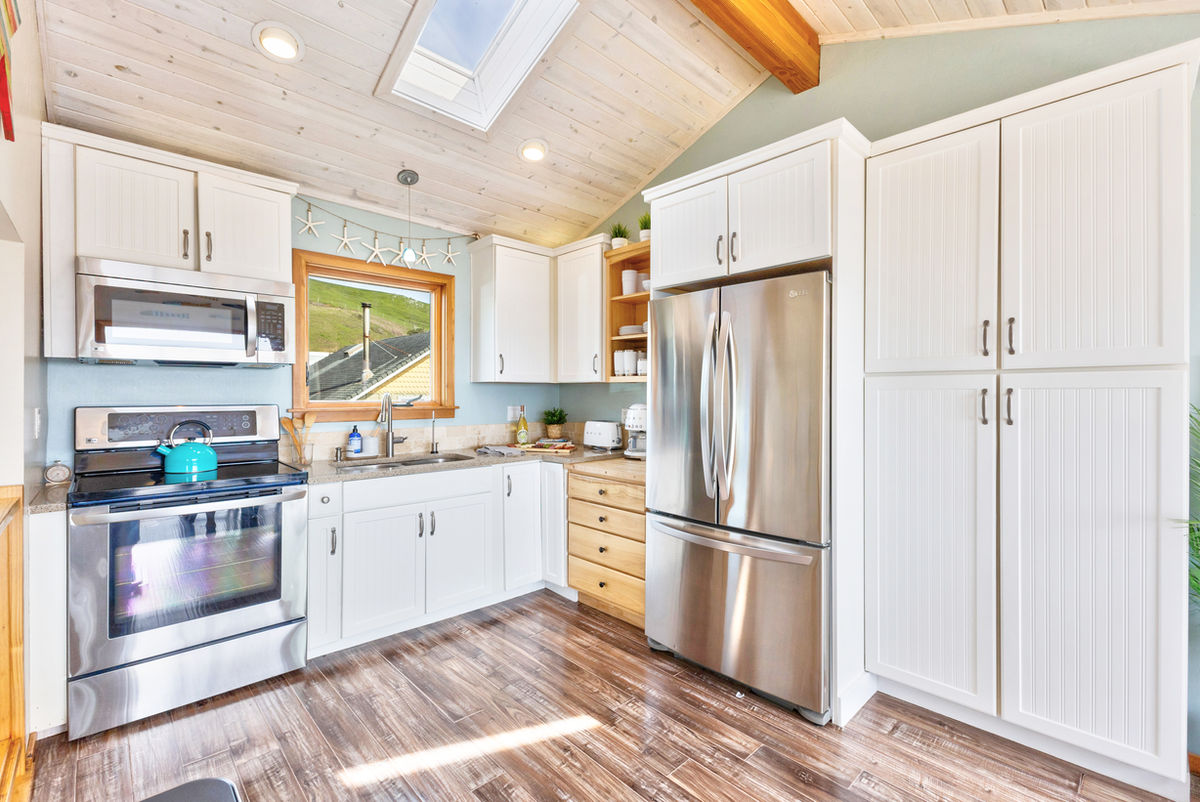 Sea Esta upstairs queen bedroom with heated floors